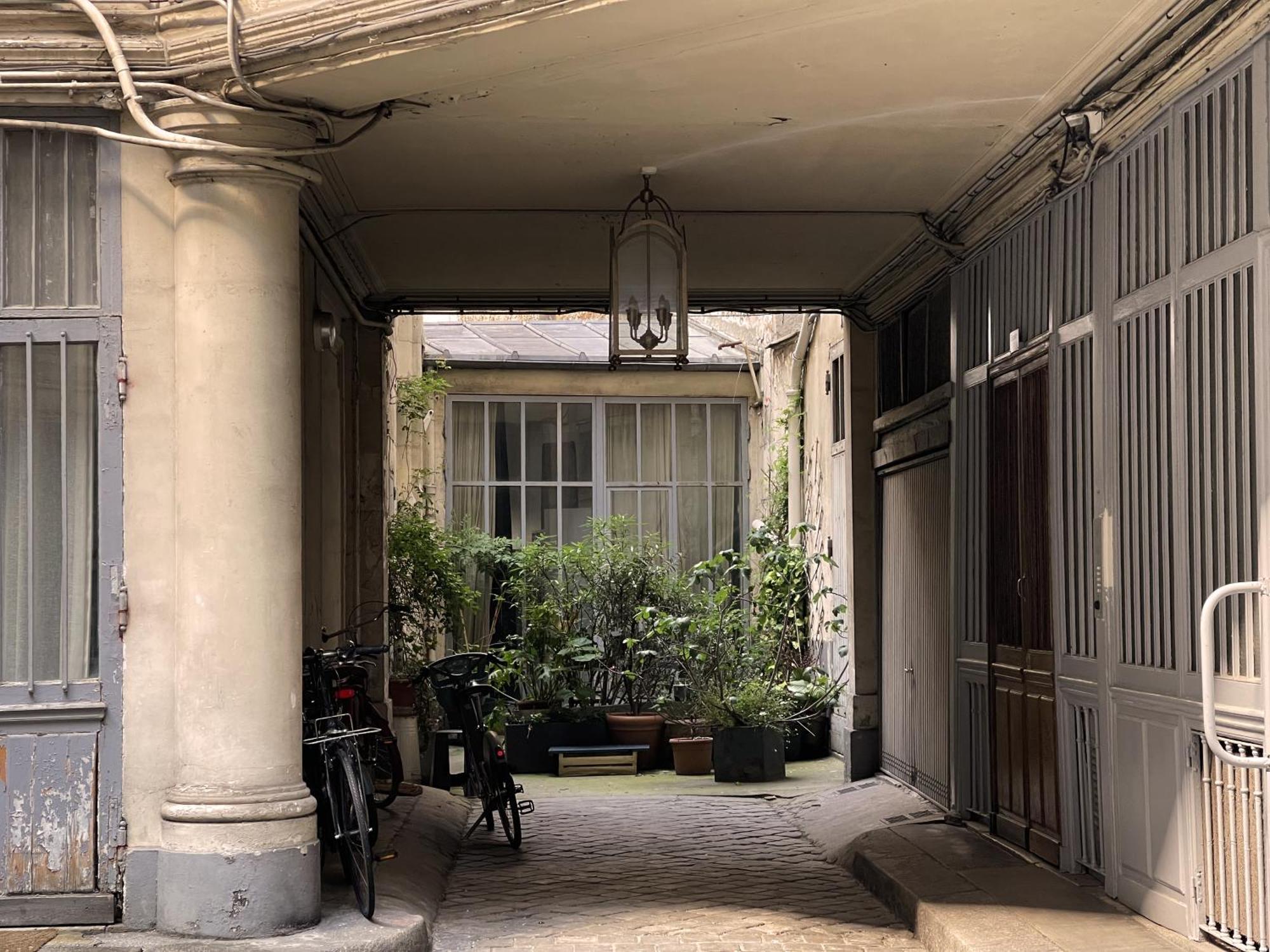 Atelier Artiste - Canal Saint-martin Appartement Parijs