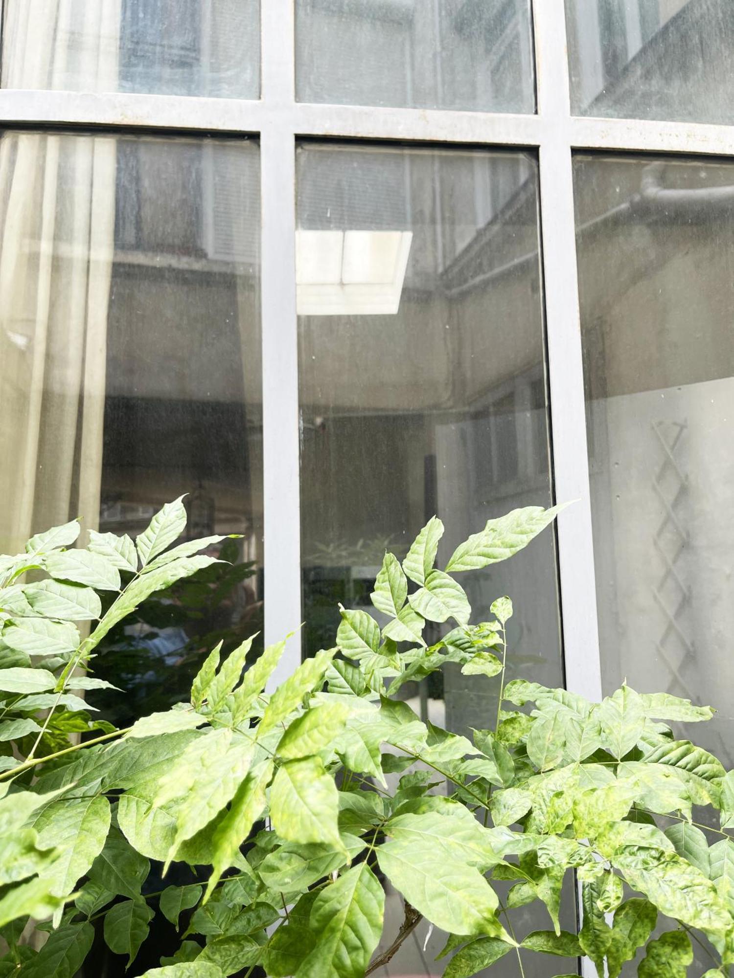 Appartement Atelier Artiste - Canal Saint-martin Parijs